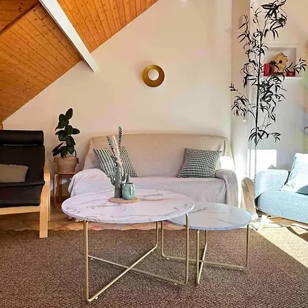 Etchourot Apartman *